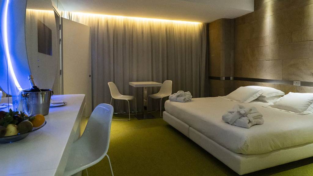 A-Point-Arezzo-Park-Hotel-Suite-1