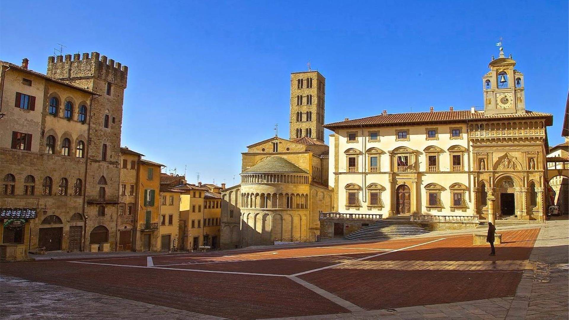 a-point-arezzo-the-city1n
