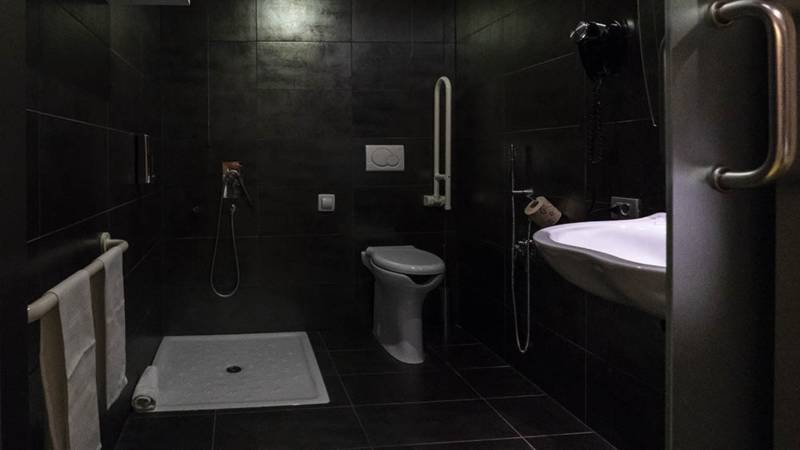 A-Point-Arezzo-Park-Hotel-Camera-Family-Comunicanti--gallery