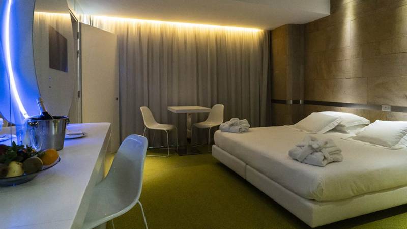 A-Point-Arezzo-Park-Hotel-Suite-1
